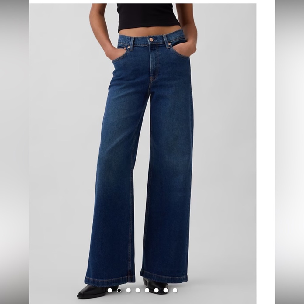 GAP Stride High Rise Wide Leg Jeans in a dark wash denim Size 29 Petite - Picture 4 of 12